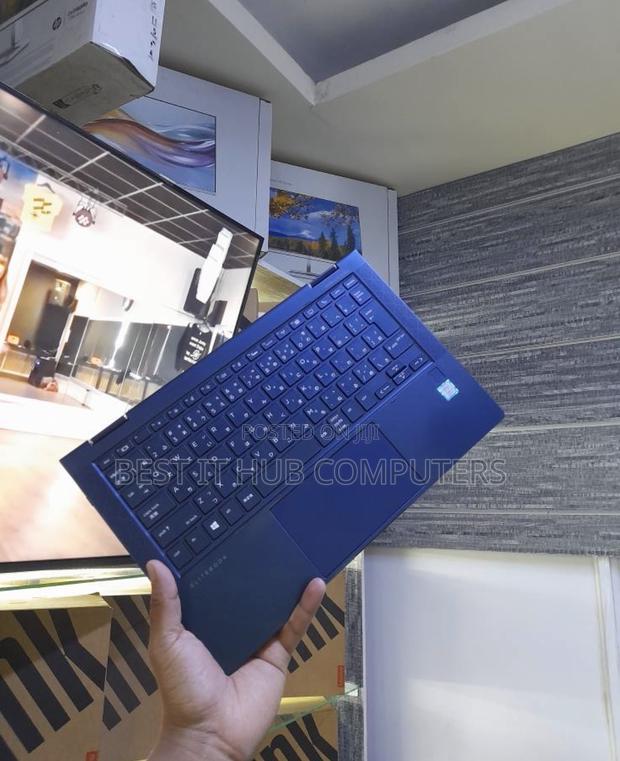 Laptop HP Dragonfly G3 8GB Intel Core i5 SSD 256GB