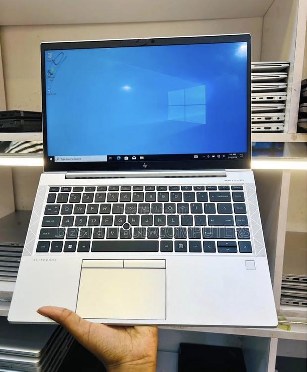 Laptop HP EliteBook 845 G8 8GB AMD Ryzen 5 SSD 256GB