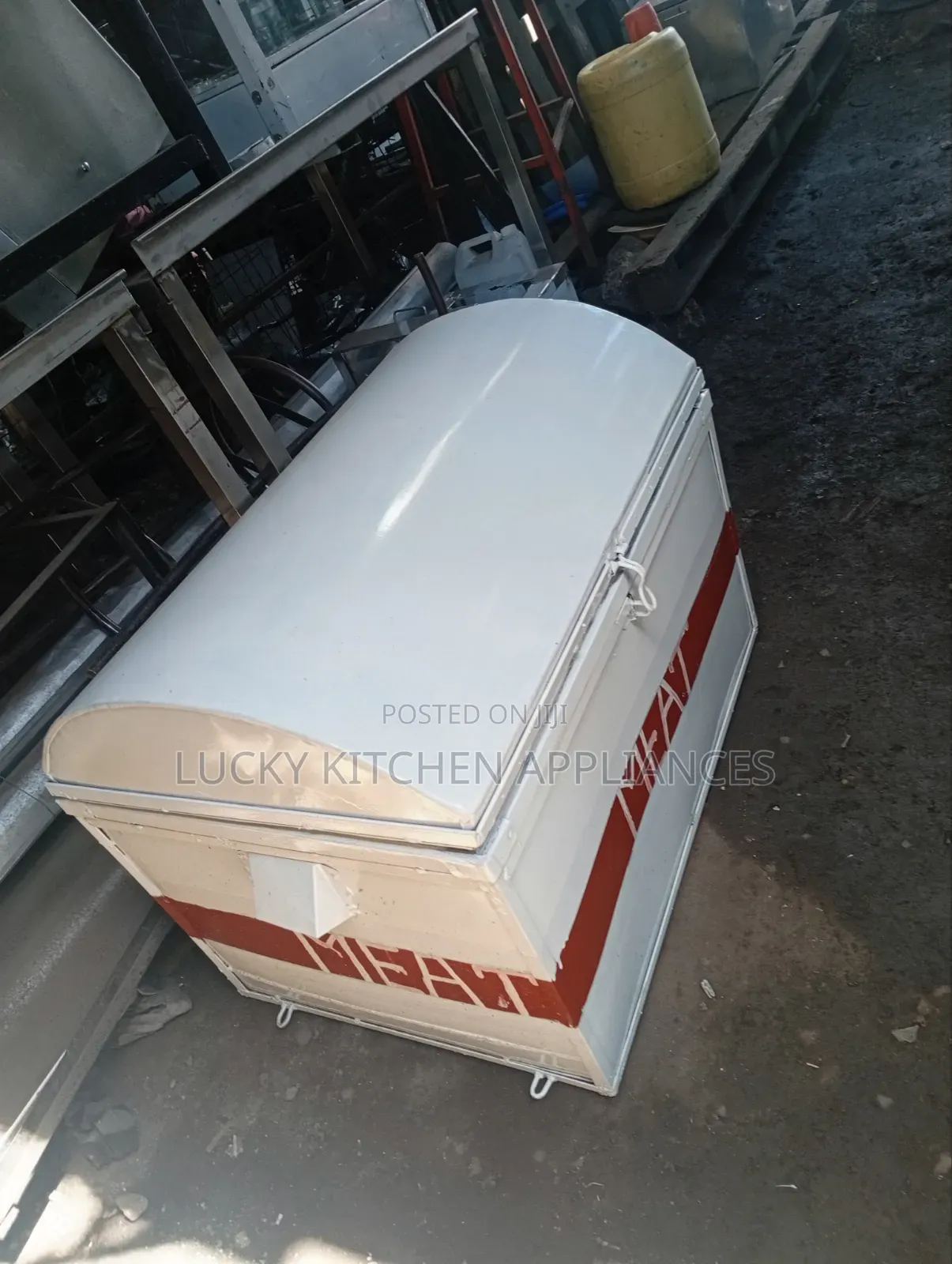Quality Heavy Gauge Meat Box.