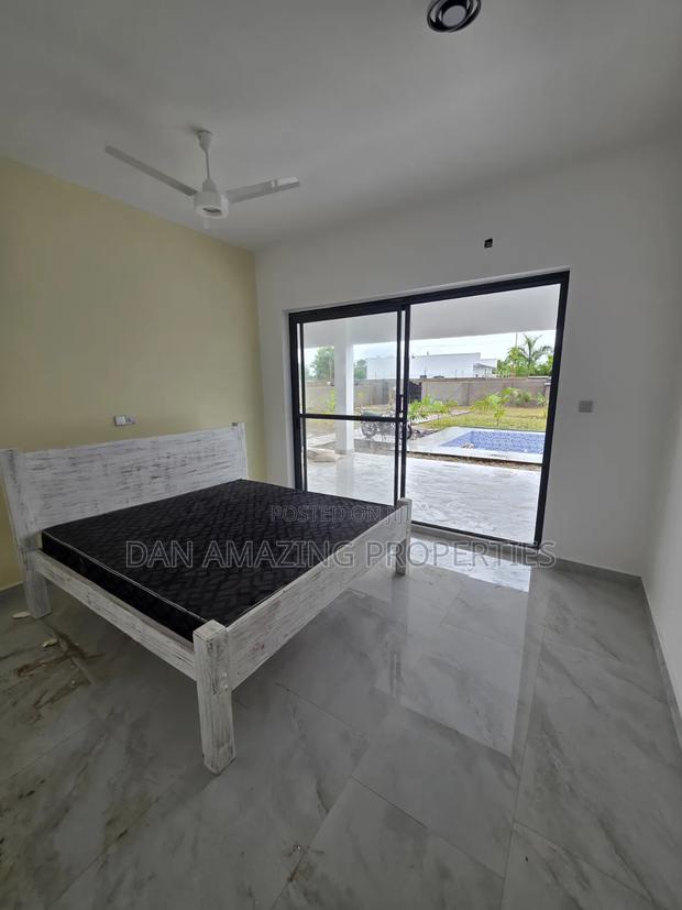 Furnished 3bdrm Villa in Lofta Rd, Diani for sale - thumbnail 11
