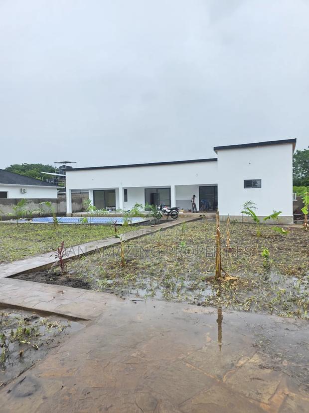 Furnished 3bdrm Villa in Lofta Rd, Diani for sale