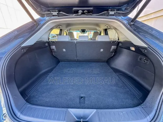 Toyota Harrier 2.5 Hybrid 2020 Gray