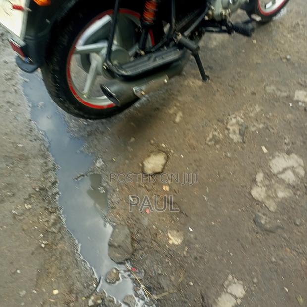 Bajaj Boxer 125 2024 Red