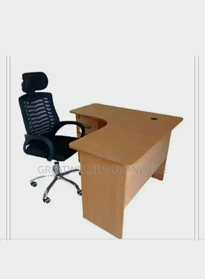 Headroom Chair With 1.2m L - Shaped Office Desk