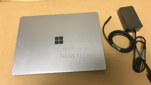 Laptop Microsoft Surface Go 16GB Intel Core i5 SSD 256GB