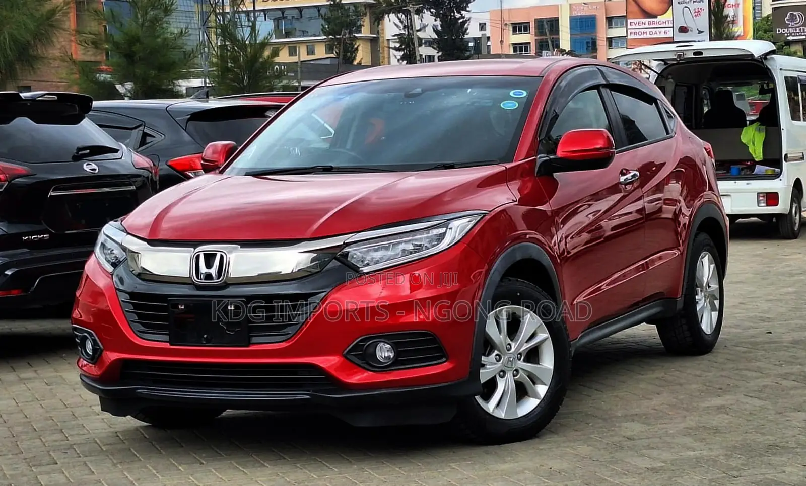 Honda Vezel 2020 Red