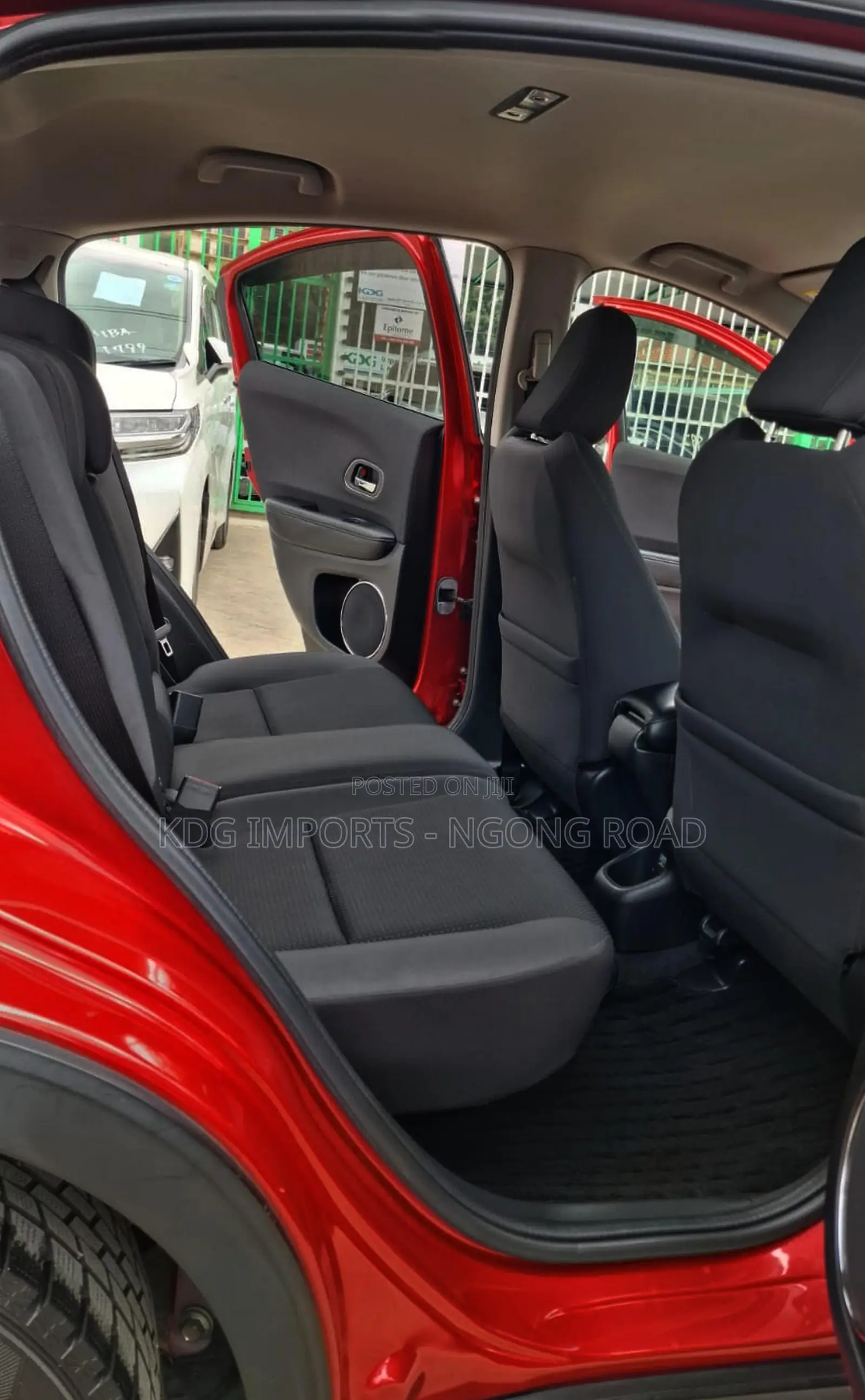 Honda Vezel 2020 Red