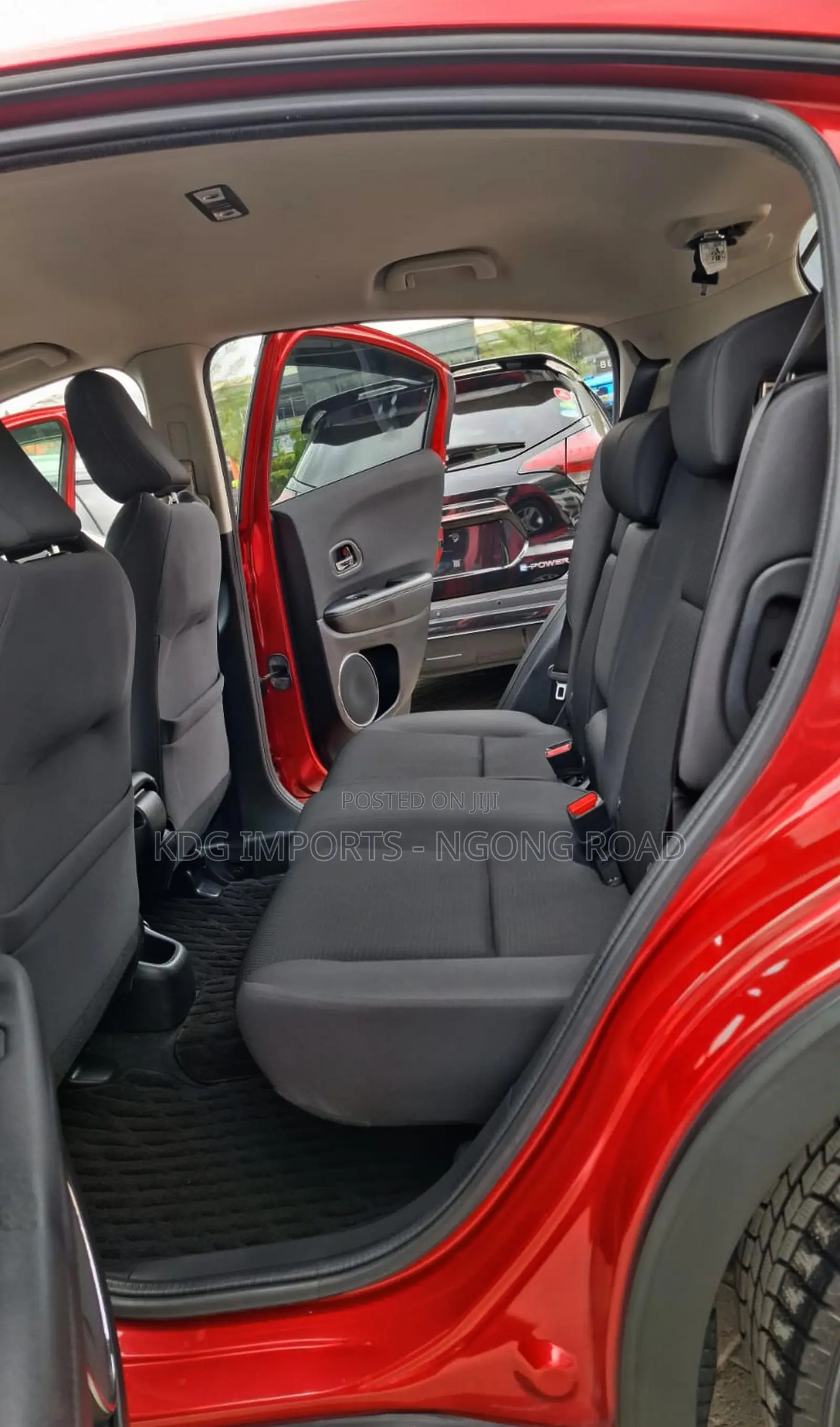 Honda Vezel 2020 Red