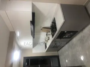 2bdrm Apartment in Rhapta Road for sale