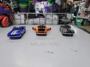 3pcs Ford Mustang Diecast Toy Cars – Metal Body, Open Doors, Best Gift