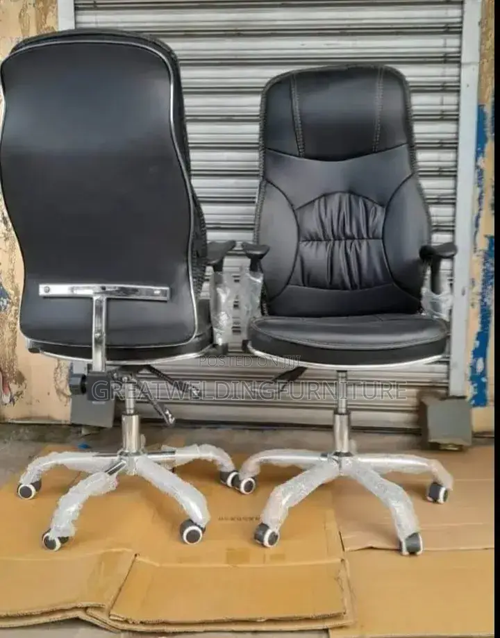Brand New Synthetic Leather Executive Office Chair