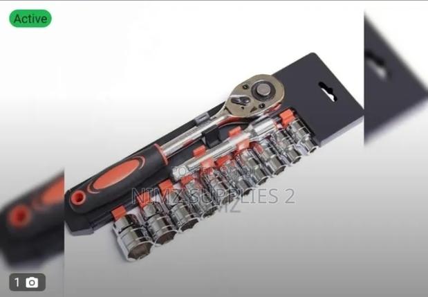 12pcs 1/2 Ratchet Handle With Socket Set