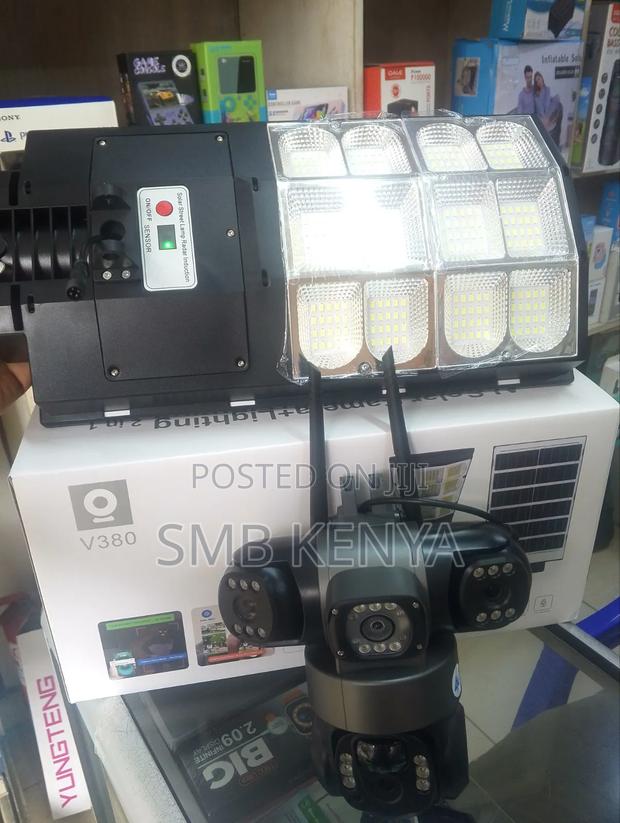Solar Street Light With CCTV Camera