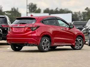Honda Vezel 1.5 Hybrid 2WD 2019 Red