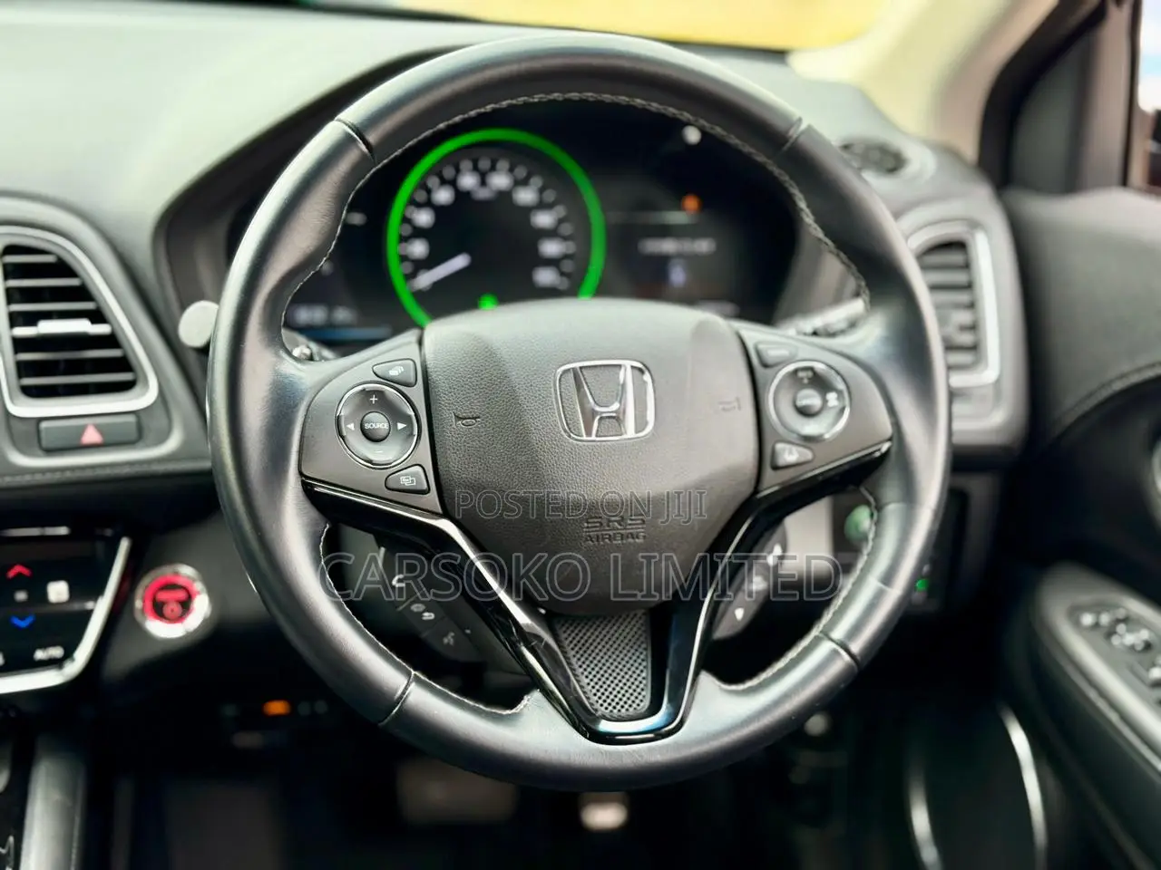 Honda Vezel 1.5 Hybrid 2WD 2019 Red