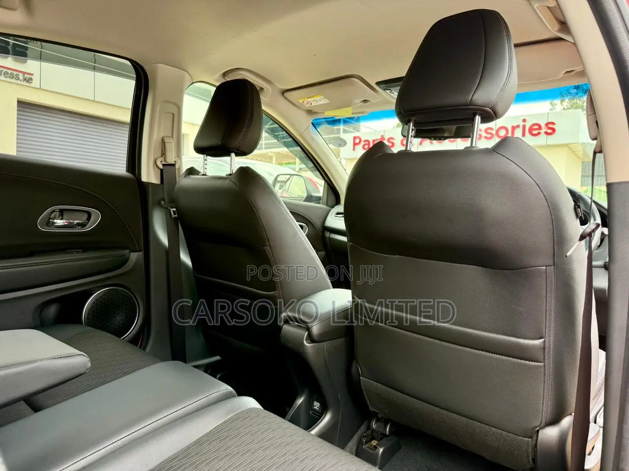 Honda Vezel 1.5 Hybrid 2WD 2019 Red