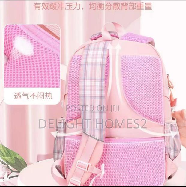 High-Quality Children’S School Bag_car