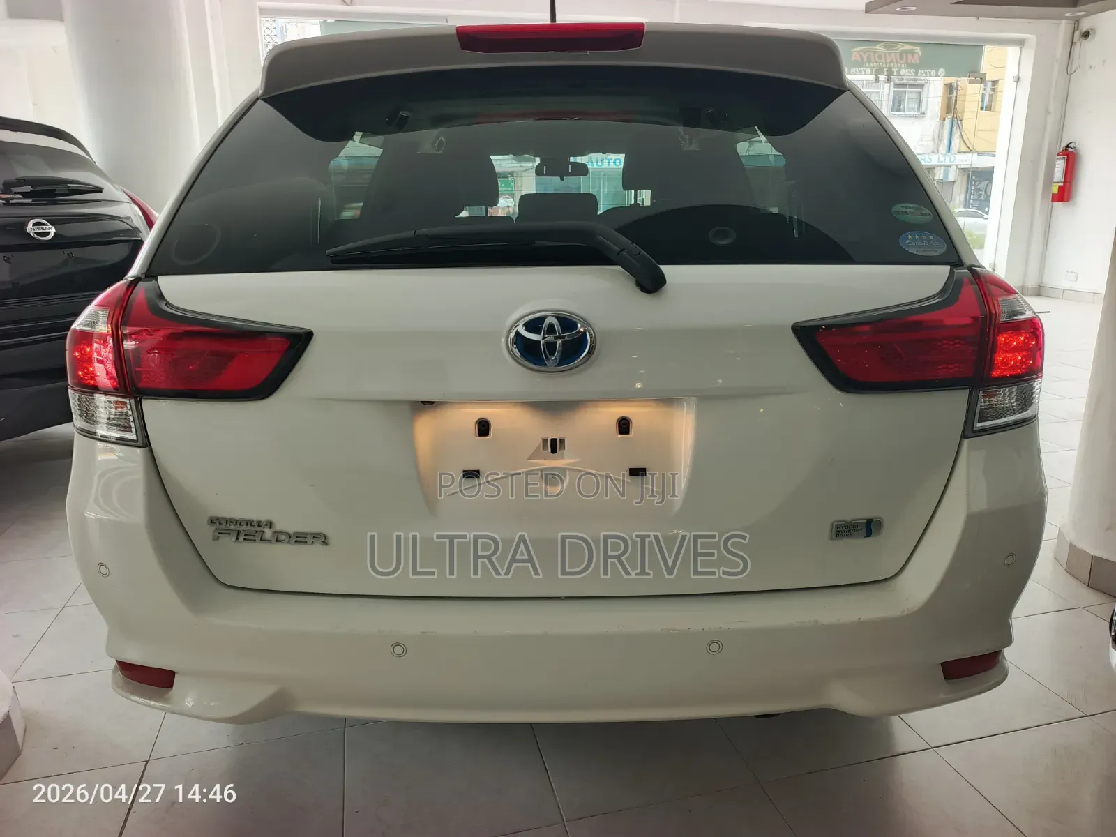 Toyota Corolla Fielder 1.5 Hybrid FWD 2019 White