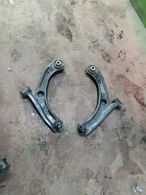 Suzuki Alto 2018 Front Arm