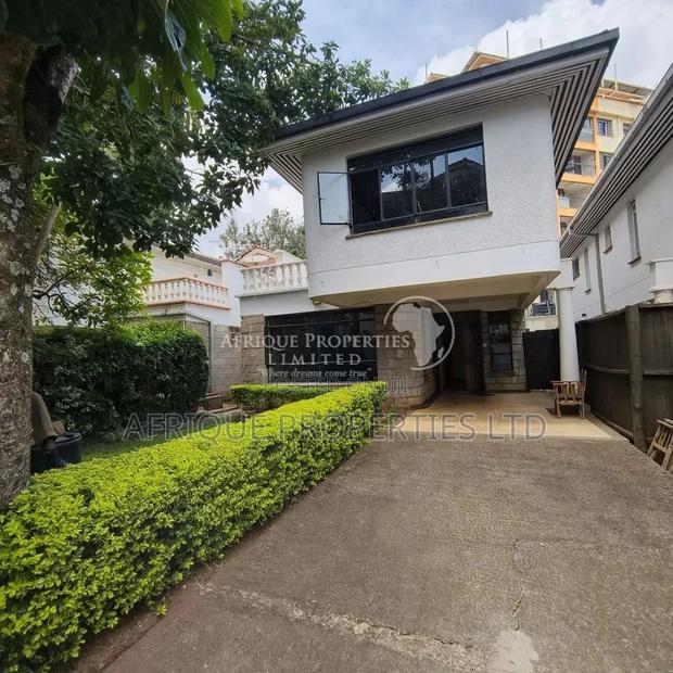 4bdrm House in Lavington, Muthangari for rent