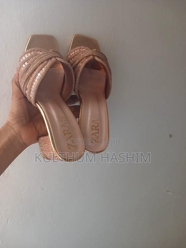 Cute Shoes - thumbnail 3