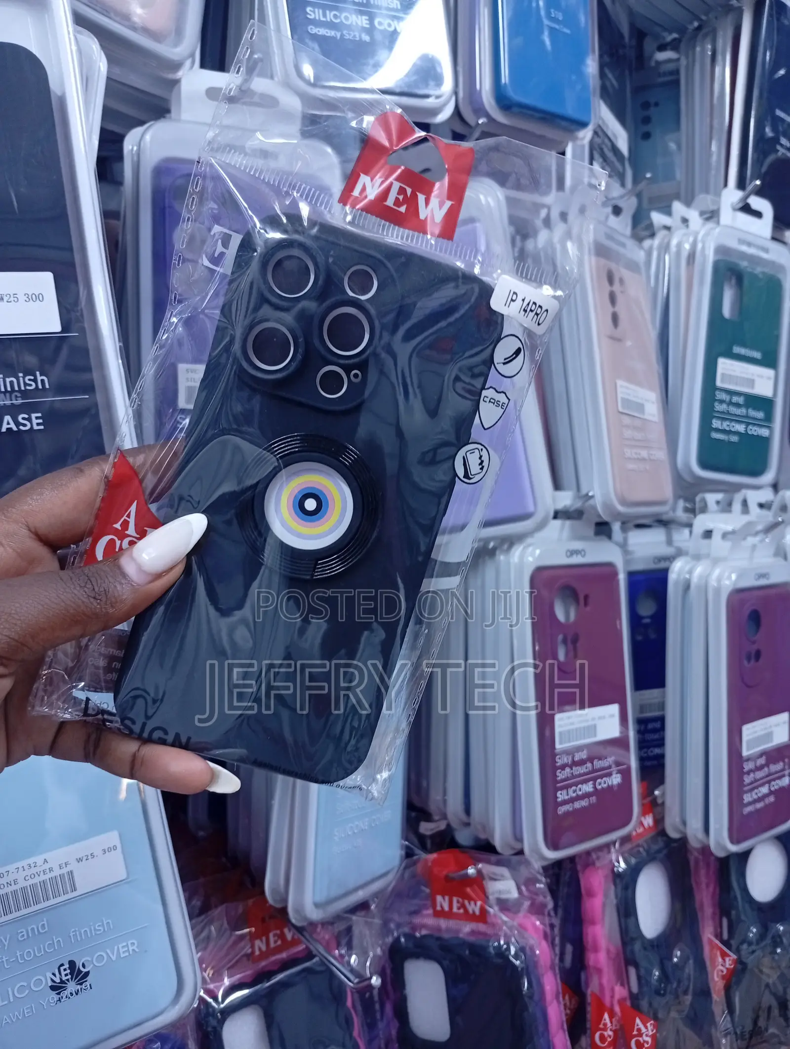 Black Silicone Phone Case for the iPhone 14 Pro,