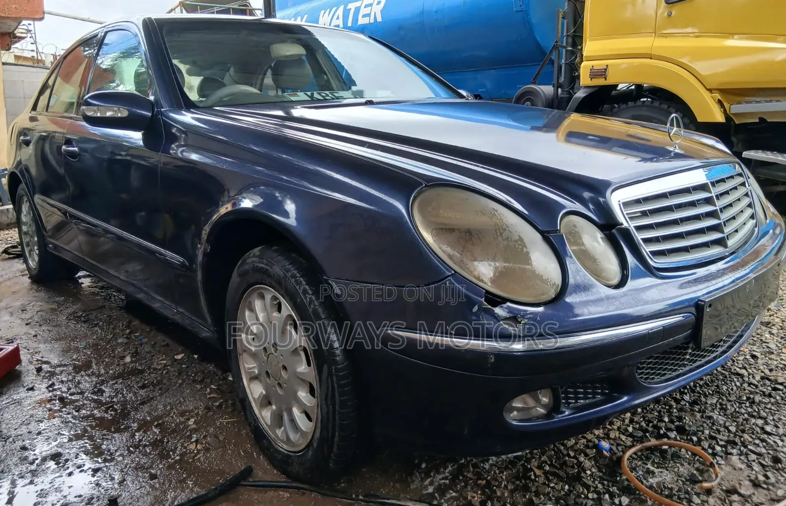 Mercedes-Benz E200 2002 Blue