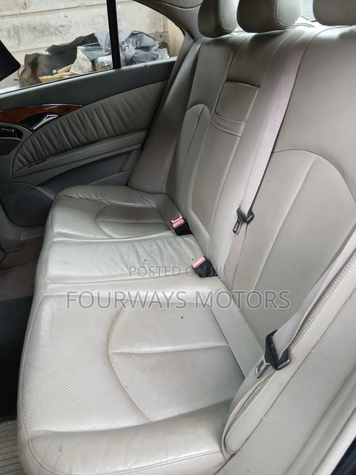 Mercedes-Benz E200 2002 Blue