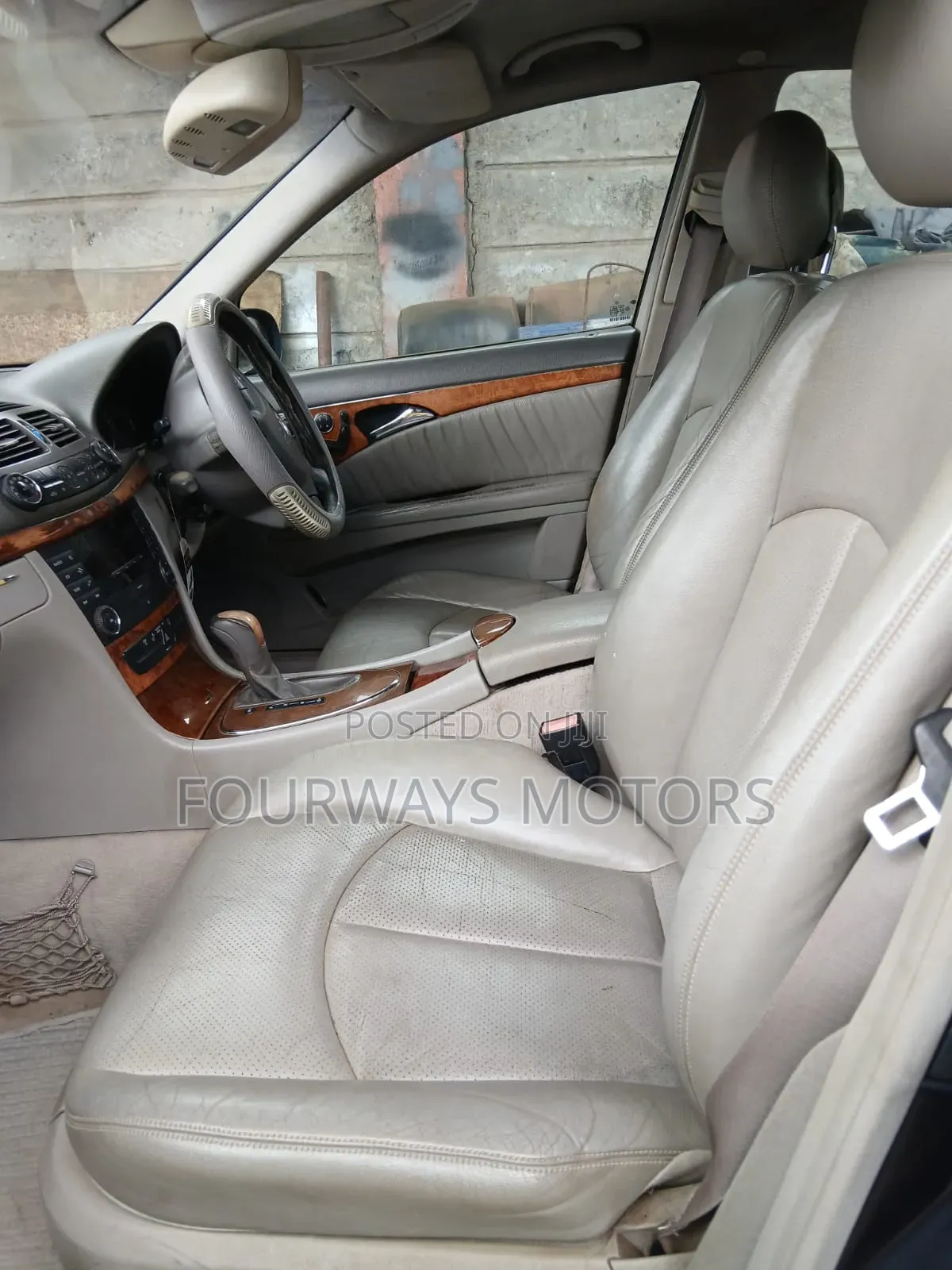 Mercedes-Benz E200 2002 Blue
