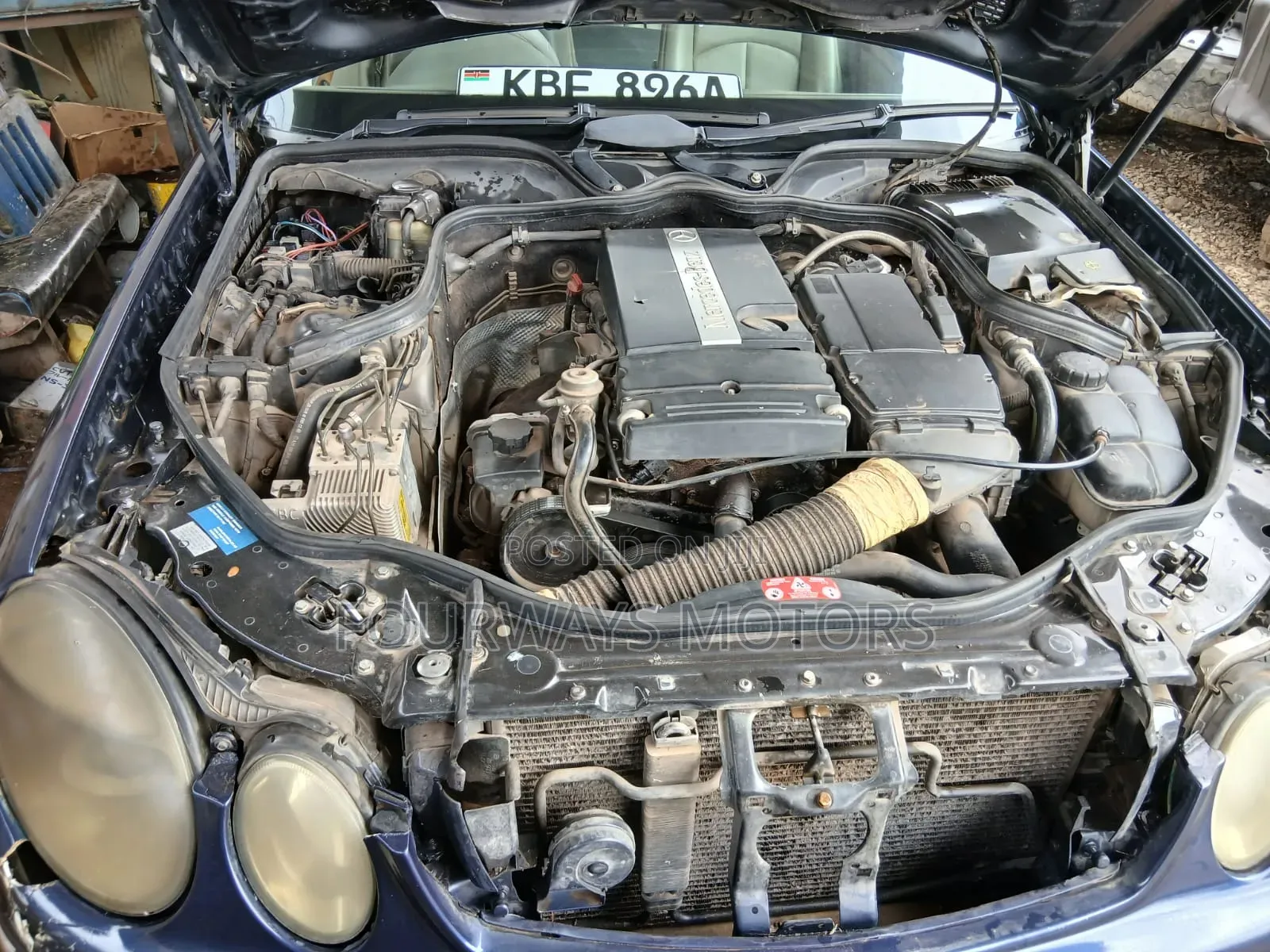 Mercedes-Benz E200 2002 Blue