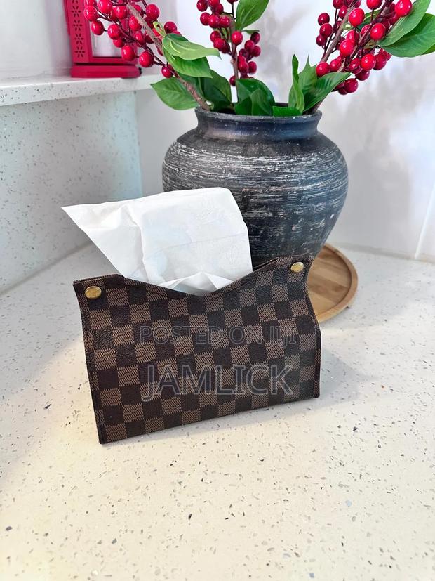 Leather Tissue Box / Serviette Holder –Bz - main view