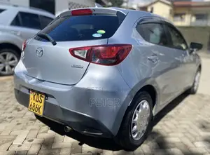 Mazda Demio 2017 Gray