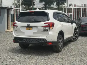 Subaru Forester 2.5i Premium AWD 2018 Pearl