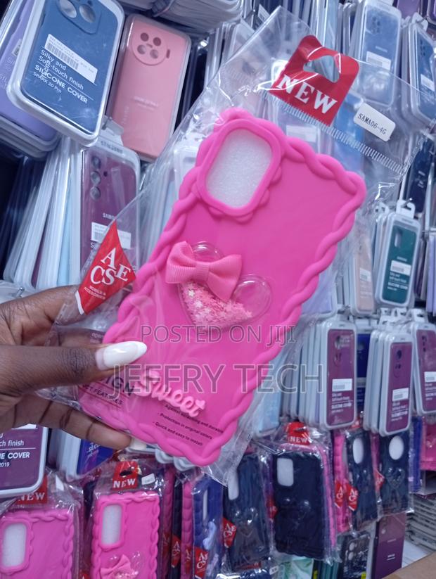 Pink Silicone Phone Case Featuring a Decorative Wavy Edge - thumbnail 2