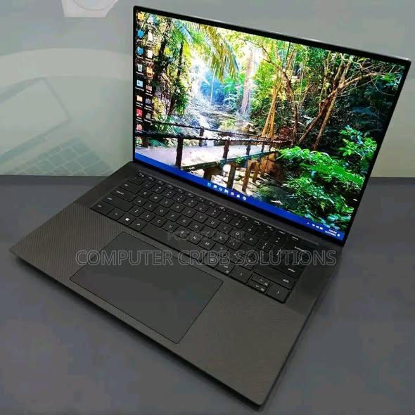 Laptop Dell Precision 5550 32GB Intel Core i9 SSD 512GB - thumbnail 2