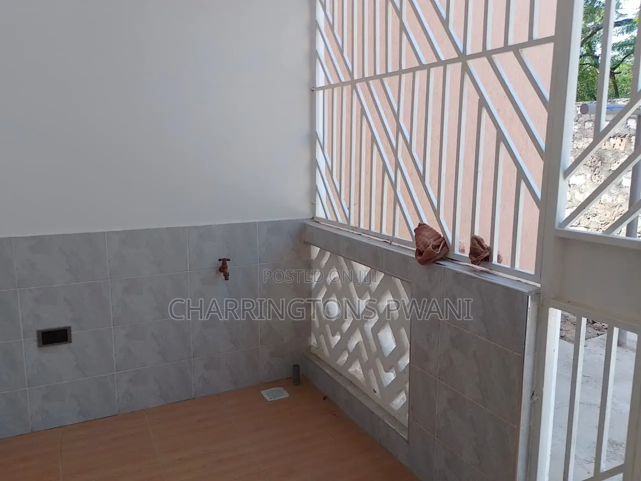Furnished 3bdrm Villa in Diani for sale