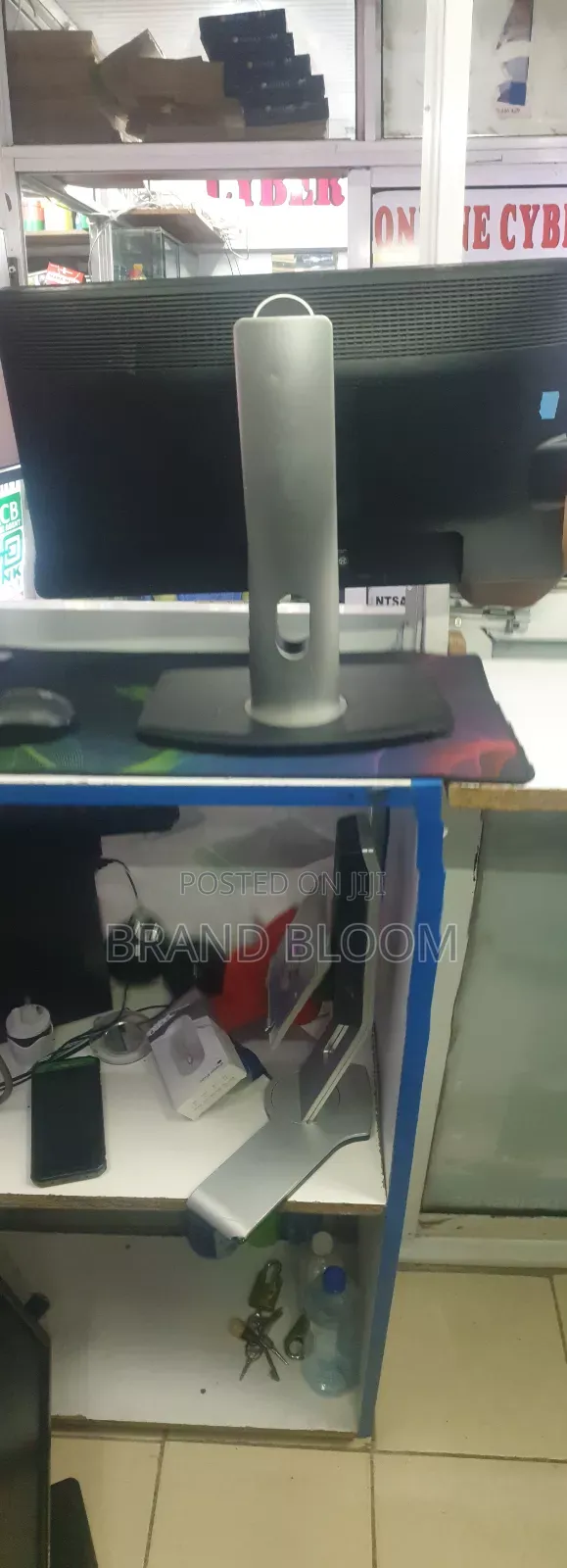 Dell 22 Inches Wide Monitor