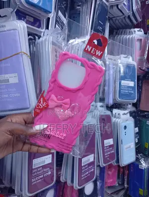 Pink Phone Case Features a Wavy Design, a Heart-Shaped Shaker Pocket