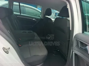 Volkswagen Golf 2019 White