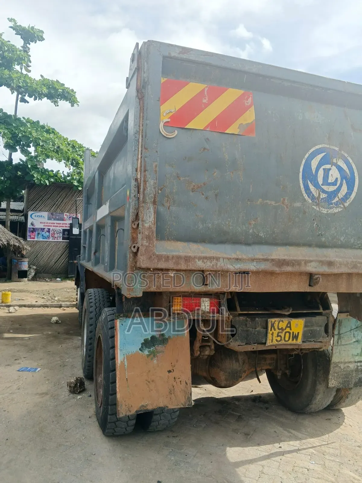 Ashoklayland Tipper