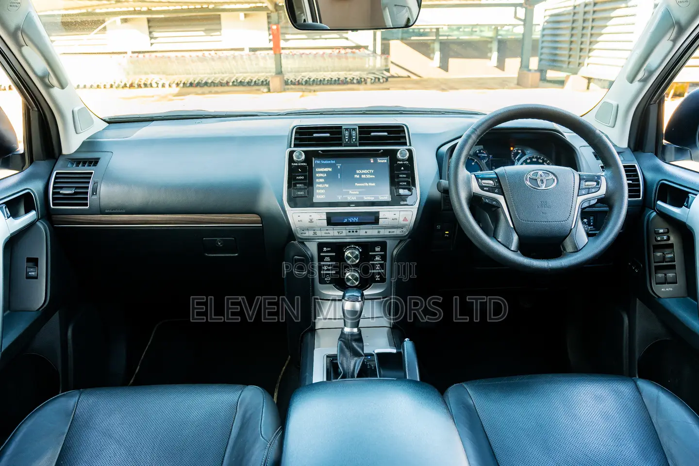 Toyota Land Cruiser Prado 3.0 172hp 2019 Silver