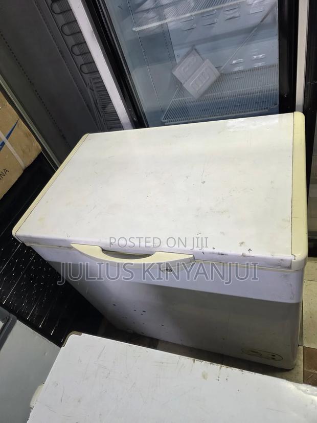 170l Solid Top Freezer - thumbnail 2