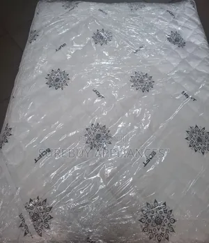 High Quality Mattress Topper 4*6