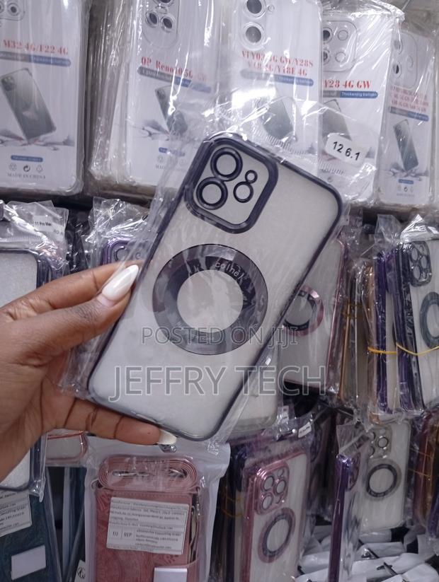 Clear, Shockproof Tpu Phone Case Featuring a Magnetic Ring for Magsafe - thumbnail 2