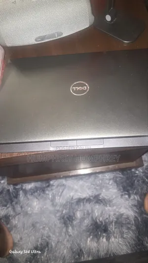 Laptop Dell Latitude 5400 16GB Intel Core Ultra 9 SSD 512GB