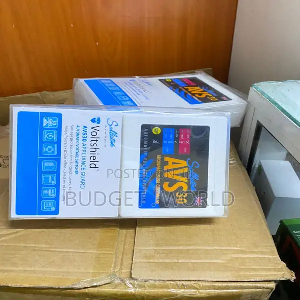 Automatic Voltage Switcher Sollatek Avs30 30a Surge Spike Protector