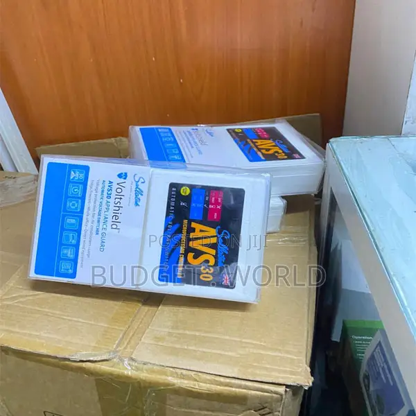Sollatek Avs30 Automatic Voltage Switcher 30a for Home Office Use