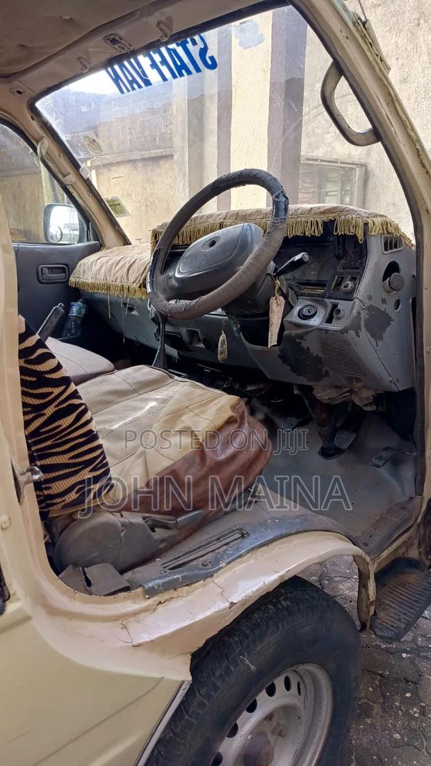Toyota HiAce 1998 Beige - thumbnail 12