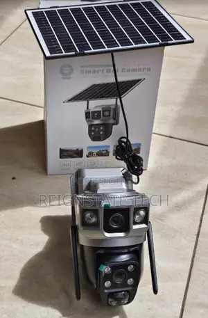 Solar Powered 4mp Outdoor PTZ Camera With Dual Screens Lenses