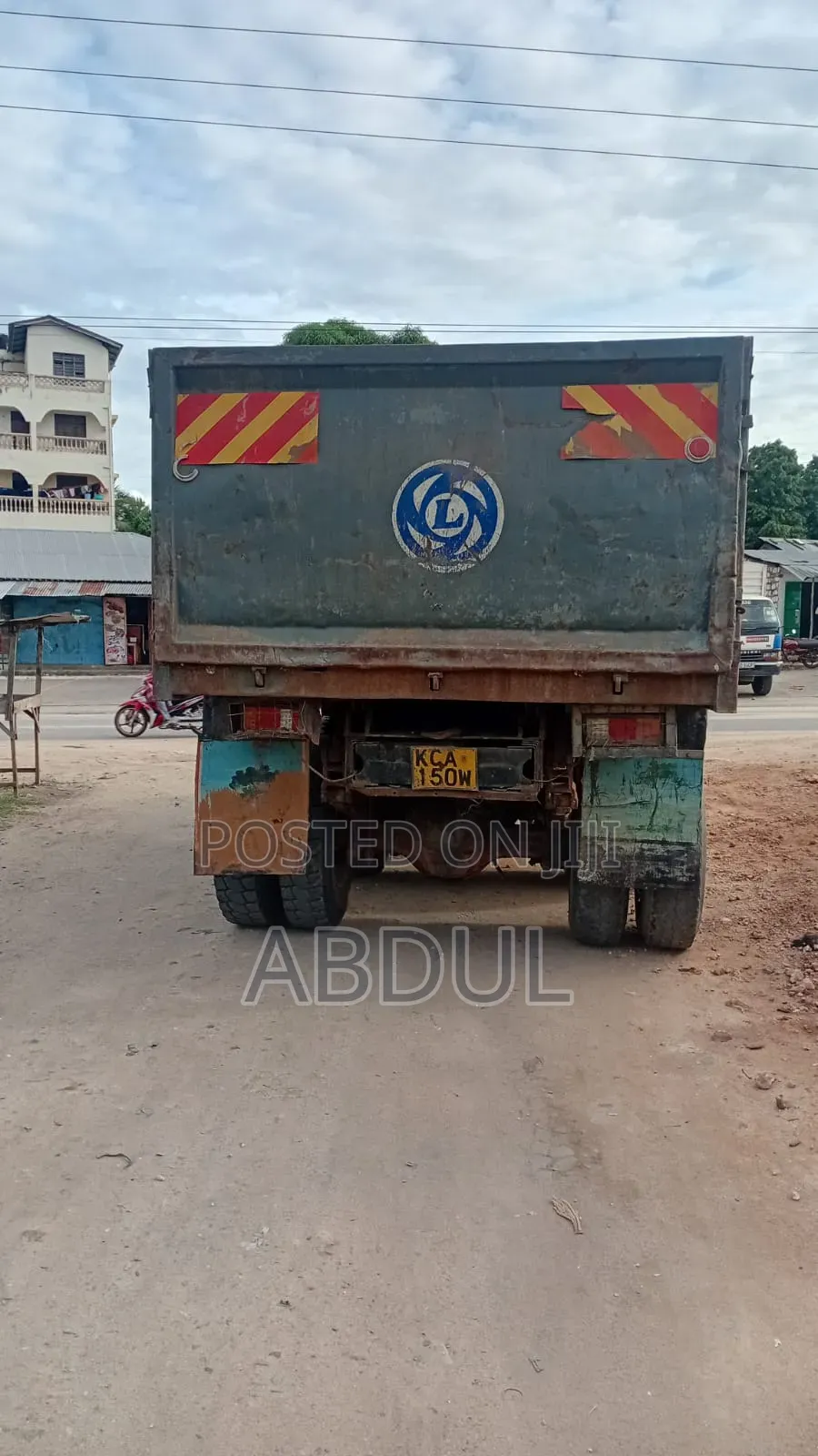 Ashoklayland Tipper
